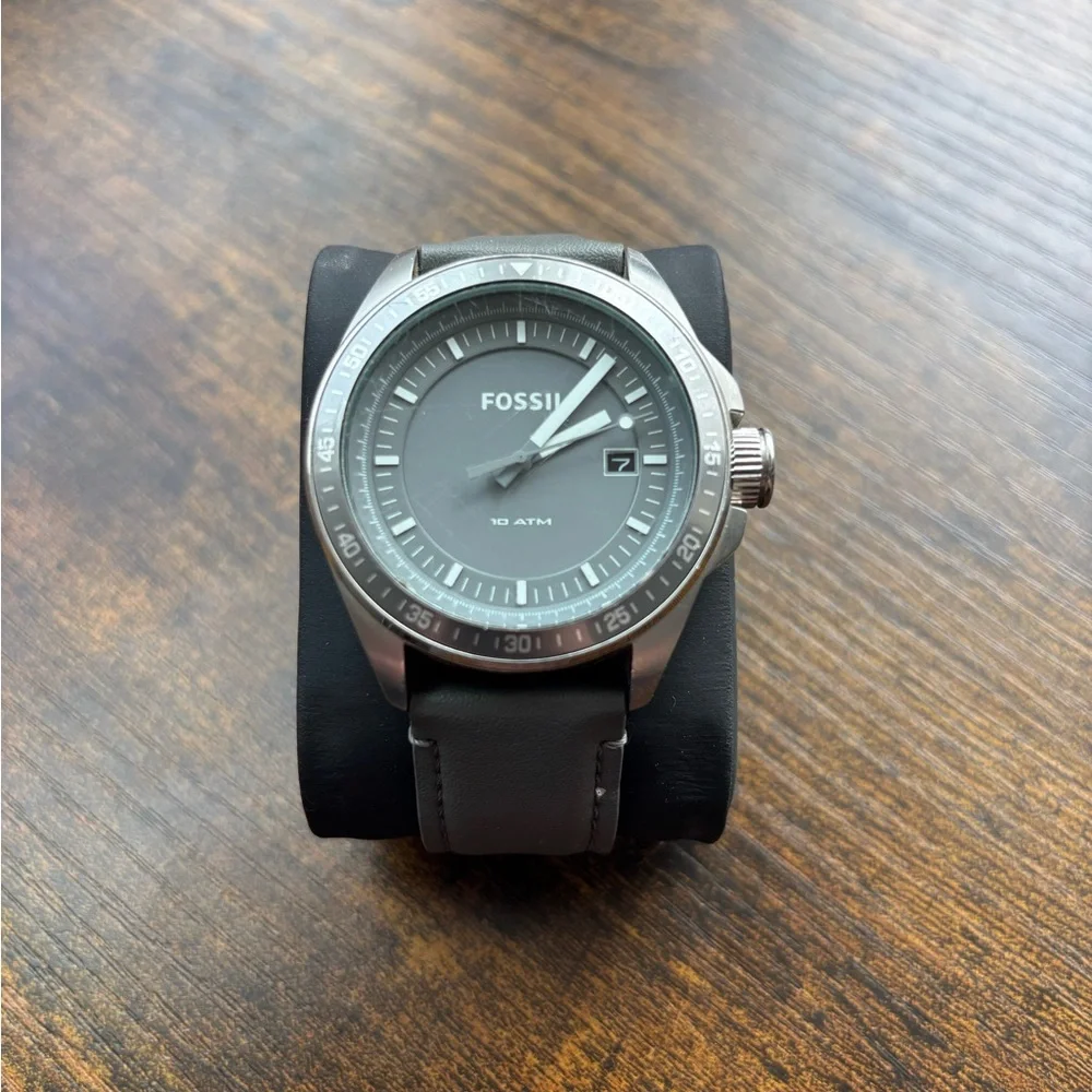 Fossil watch - Picture 1 of 5